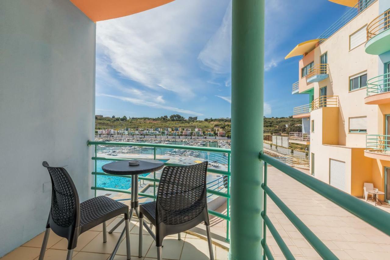 Marina View Apartment Албуфейра Екстериор снимка